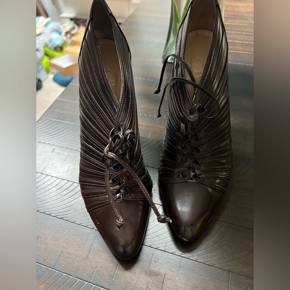 CHRISTIAN LOUBOUTIN BROWN INVERNESS APOLLO BOOTIES - Picture 4 of 8